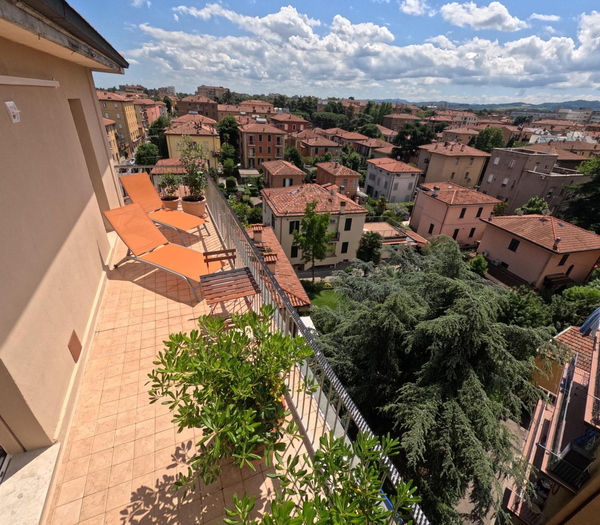 Bellavista Panoramic Terrace Appartamento Con Terrazza Zona Sant Orsola Bolonia Zewnętrze zdjęcie